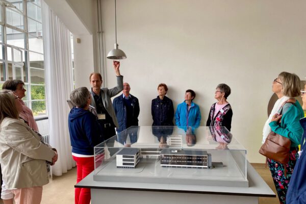 cd6f1a36-dd76-40c1-9457-fc8e7d3cd1f6